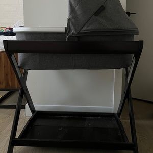 Uppababy bassinet stand + bassinet